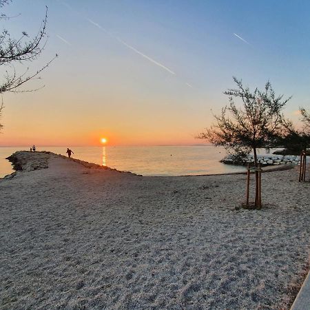Apartman Ikar Podstrana Exterior foto